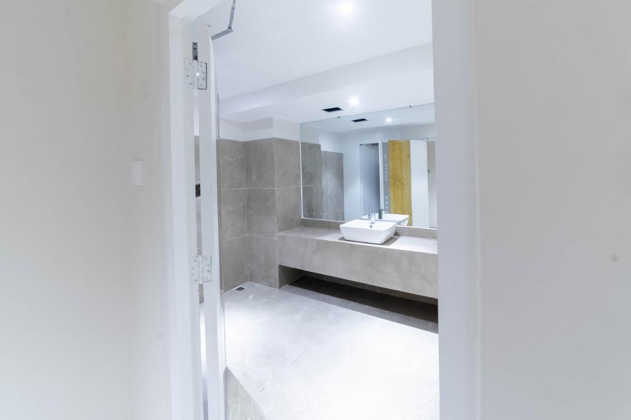 Square Hotel Катманду Екстериор снимка