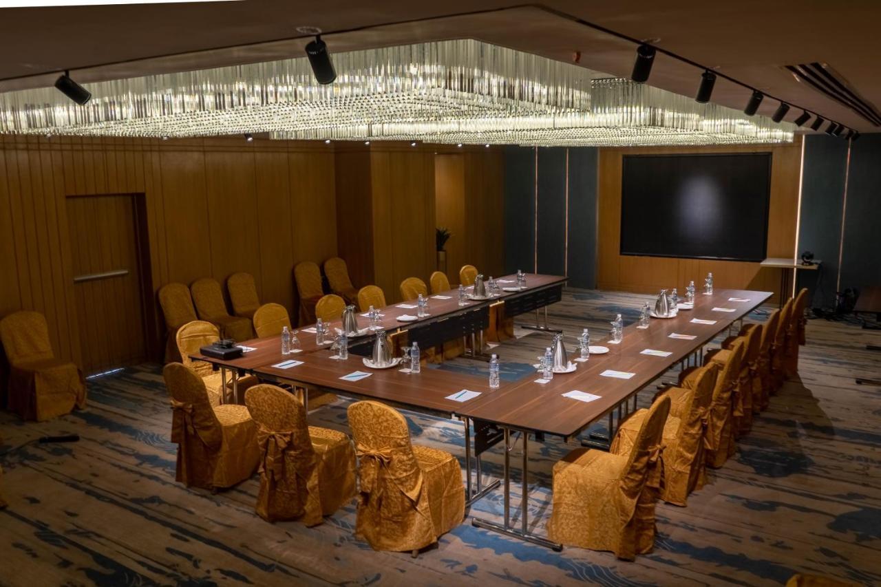 Square Hotel Катманду Екстериор снимка