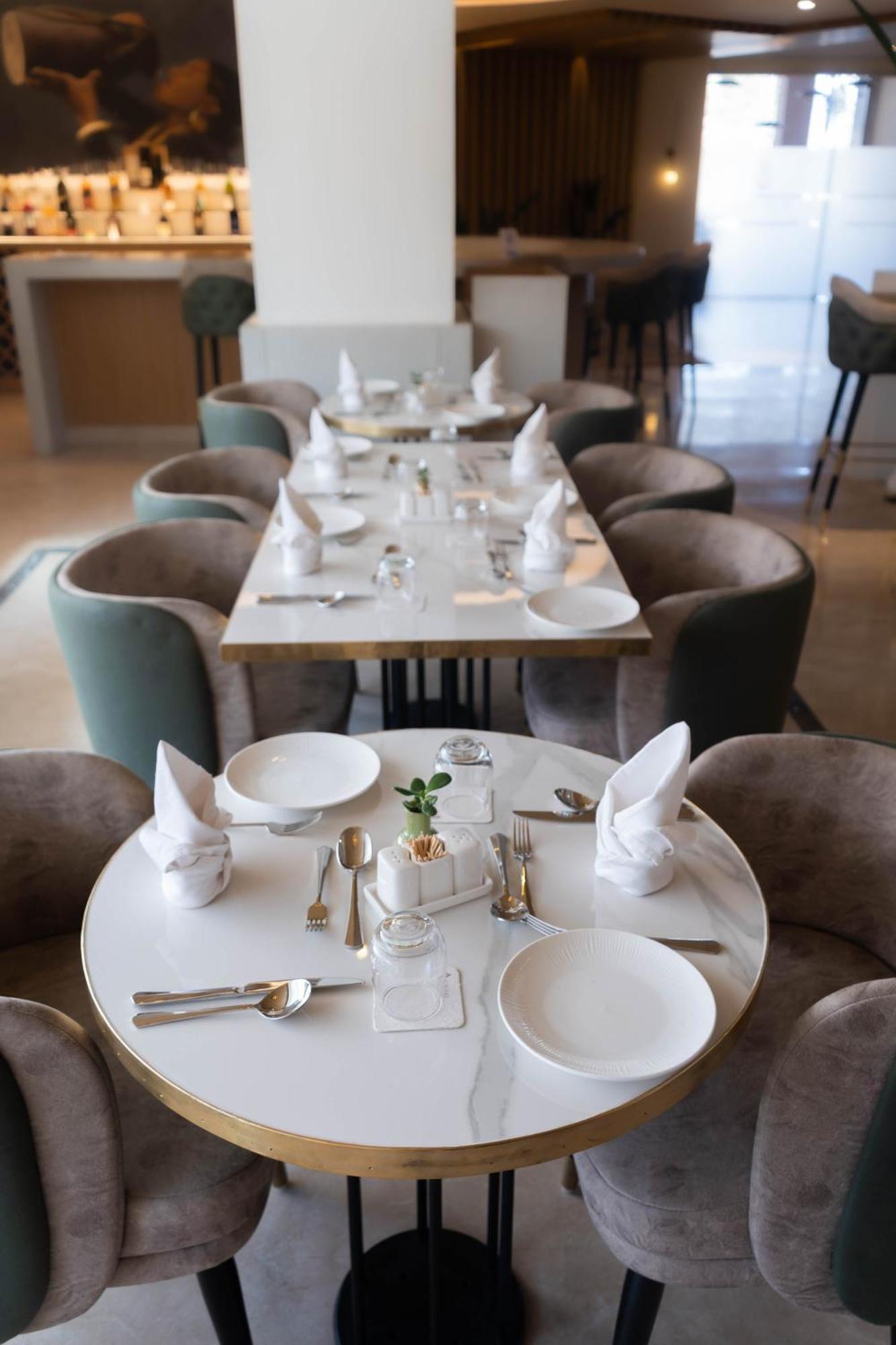 Square Hotel Катманду Екстериор снимка