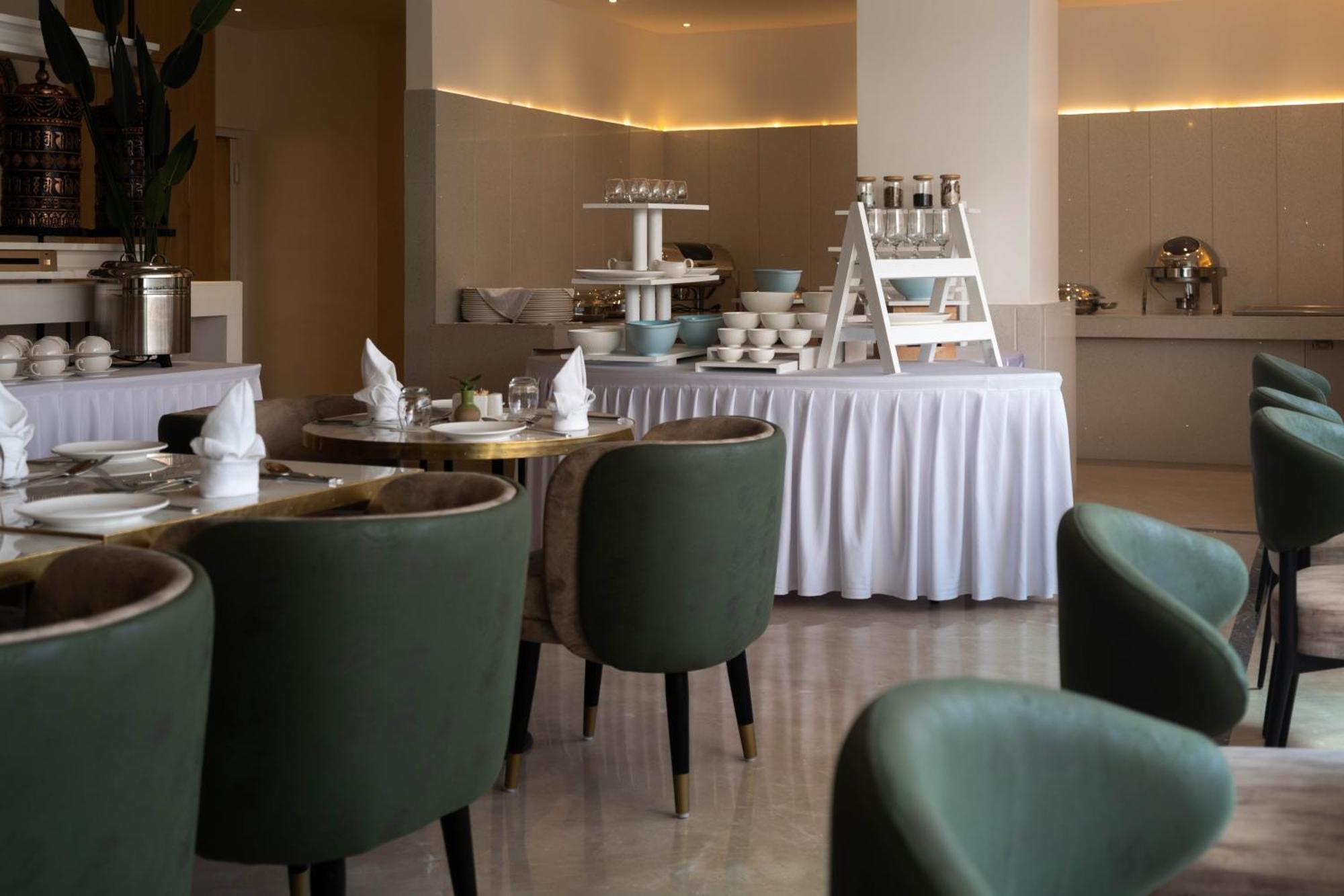 Square Hotel Катманду Екстериор снимка