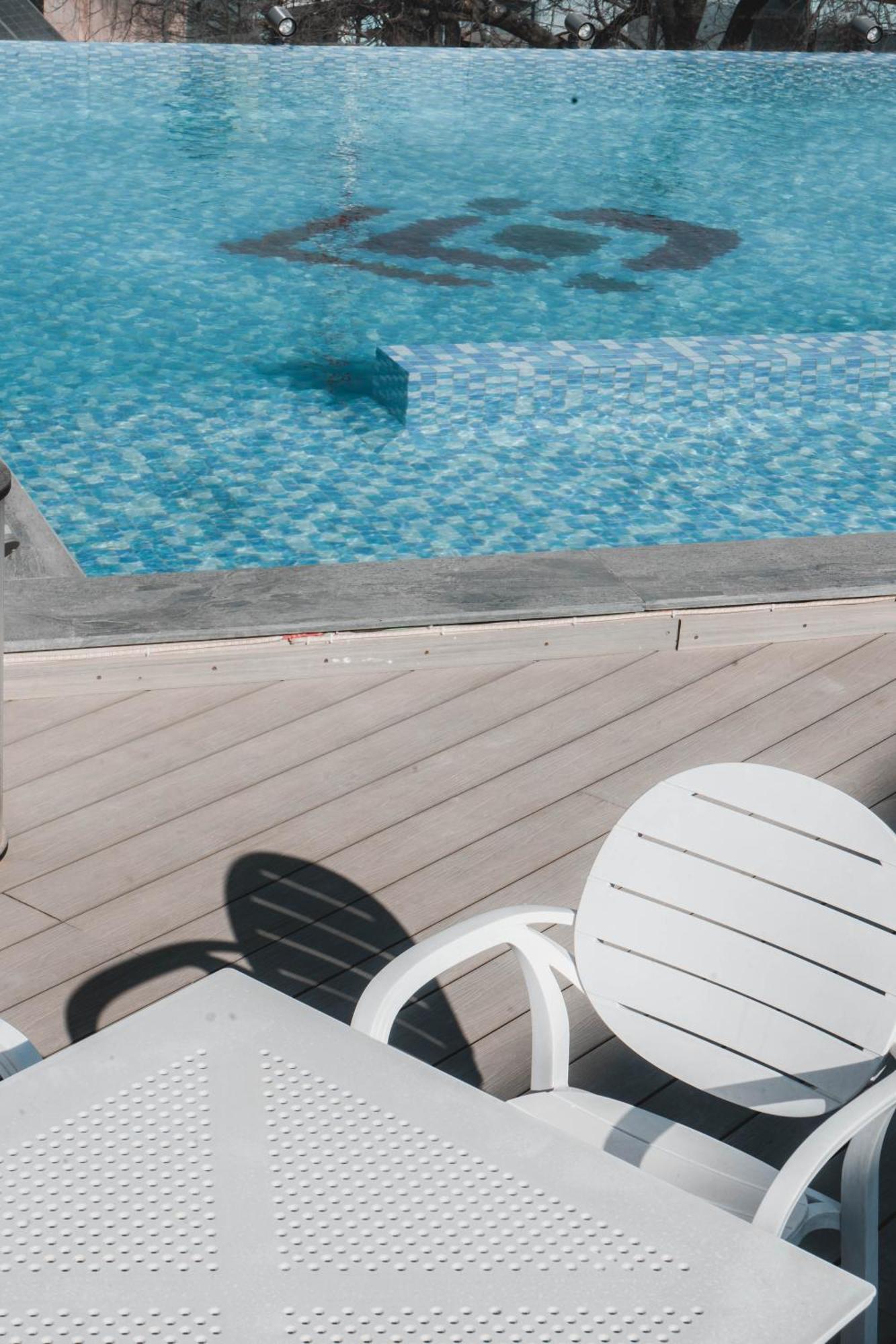 Square Hotel Катманду Екстериор снимка